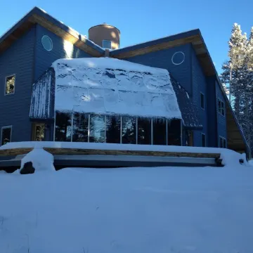 Ski in Ski Out From 10,000' Where Living in the Mountains is all it Should be