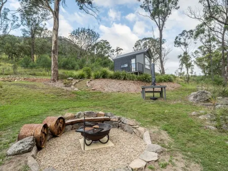 Luxury Off-Grid Tiny House in the beautiful Southern Highlands