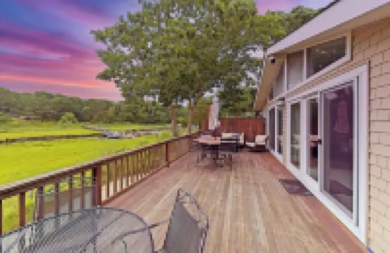 Waterfront Getaway w/Private Dock, Deck, Central A/C, & Kayaks 이스트 팰머스 호텔