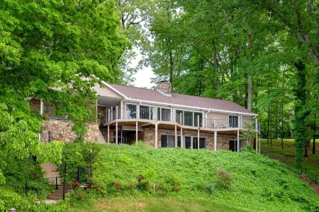 Water Retreat , Robert Trent Jones , Wilson Lake view