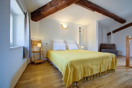 L'oustalet - Entre mer et Corbières et Carcassonne Отели в г. Ферраль-Ле-Корбьер