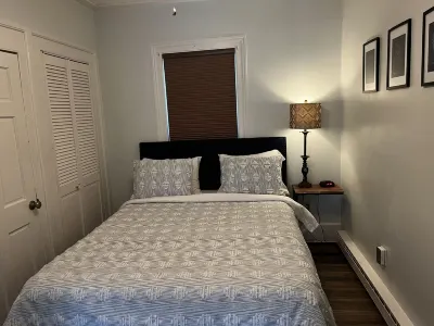 Cooperstown - Walk everywhere! Cute Apartment. Steps away from HOF and Main St. Hotels near National Baseball Hall of Fame and Museum