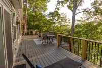 🌞The Abundant Life on Lakeshore🌞 - Lakeview Home <1/4 Mile to Public Boat Ramp