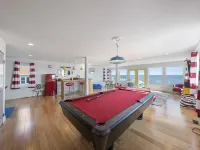 Waterfront Cottage on Lake Erie Hotels in Huron