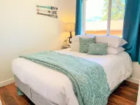 Lake Nahwatzel Resort, Cabin #2, Shared Dock just steps away! Now with WIFI!