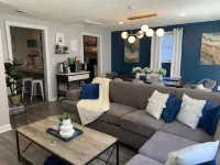 Posh Pad Near Downtown and Tybee Beach 와이트마쉬 아일랜드 호텔