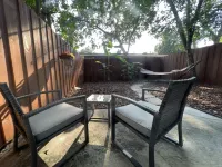 NEW! Spacious designer 2-Bed/2.5-Bath townhome near Downtown Orlando