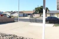 Remodeled cozy home - 2 mins from hospital and 15 mins from VAF base- Hotels in Santa Maria