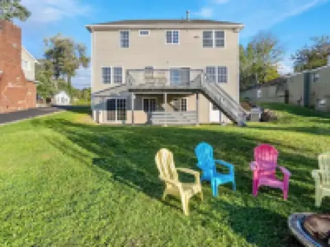 Waterfront Home with Hot Tub, Kayaks, and Fast Wifi Hotels in Warwick