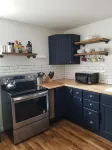 Adventure House: Fully Stocked Kitchen 5 mins from Michigan Tech