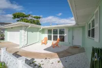Sunset Bay - 4 Bedroom Pool Home Blocks to the Beach Hotels in Indian Harbour Beach