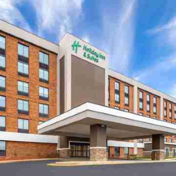 Holiday Inn & Suites RICHMOND - WEST END by IHG Hotel Exterior
