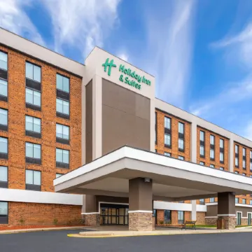 Holiday Inn & Suites RICHMOND - WEST END by IHG
