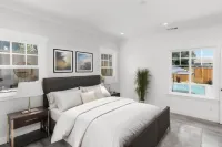 Lux Pool Oasis, 3BR,Chic Kitchen