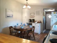 The Hoi Toider @ Harkers Island Hotels in Harkers Island