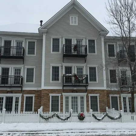 Stowe Village Hideaway ™- Your Winter Wonderland in Vermont