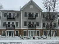 Stowe Village Hideaway ™- Your Winter Wonderland in Vermont - 4 tähden