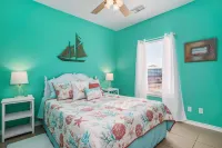 Cozy Beach Retreat on Bolivar Peninsula