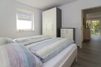 Lichtdurchflutete Erdgeschosswohnung für 4 Personen + Baby in Norddeich