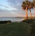 Waterfront beach getaway with boat slip, fishing, pools, hot tubs & more! 3BR2BA