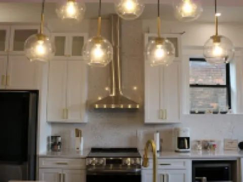 The Luxe High Roller! 2 bed apt in Metropolis near Harrah's Casino! Pet friendly メトロポリスのホテル