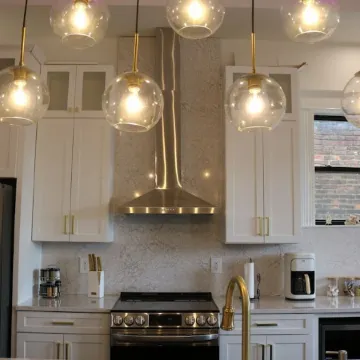 The Luxe High Roller! 2 bed apt in Metropolis near Harrah's Casino! Pet friendly