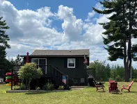 On the Eagle River Chain, Pier Slip, Kayaks, Wi-fi, AC, On Snowmobile Trail