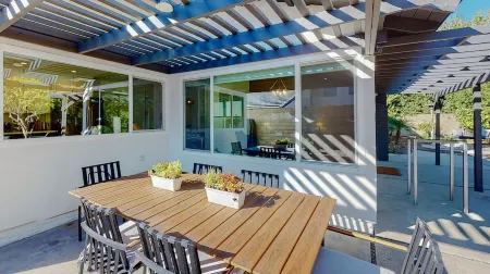 Come Home & Enjoy the Fruit! Отели рядом с достопримечательностью «Лейк Шервуд»