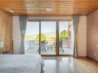 #1 BEST VIEWS! Huge, Luxury Contemporary Home + HEATED POOL Hotels in Rio Rancho