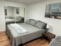 Peaceful Acres Roomy Triplex - Lighthouse Inn