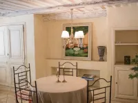 Mas Dagan, vacation apartments in Saint Remy to dream away on a romantic estate Hotels in Noves
