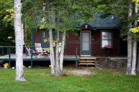 Lake Vermilion Getaway Property Great Location, Space, Beach 聖路易斯縣住宿飯店