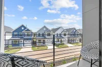 Modern 4-bedroom house Downtown Raleigh Skyline Views