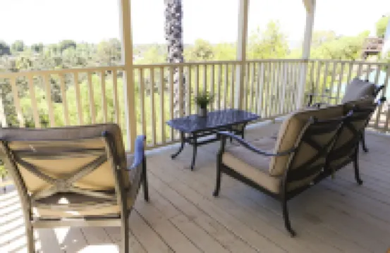 Over the Oaks - Great View - Whole Home - Stylish