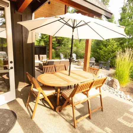 Center of Suncadia! Walk to the New Suncadia Social & Golf! Hot Tub and Games!