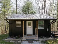 "Stars Hollow" Cozy Mini Cabin Stay - RRG Hotels in Wolfe County