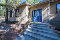Summit Sanctuary: Urban Elegance mins from Downtown - Bungalows