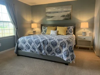 Cozy ranch in quiet neighborhood Hotels near CrossRoads Church At Westfield
