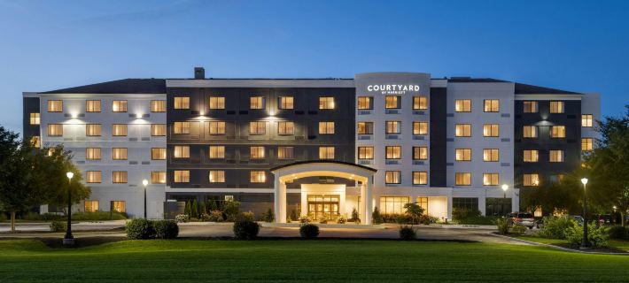 Courtyard Lancaster Hotels in Lancaster County