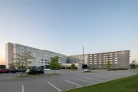 Courtyard Montreal Airport - parkir