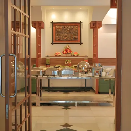 Hotel Heritage Inn