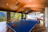 Hamilton Palace Hotels in Pauri Garhwal