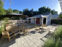 Walk only two blocks to downtown with private backyard space! Pet-Friendly! - Farmhouses