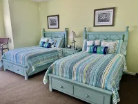 Luxury Fairway Condo Overlooking Two Fairways : Near Beaches -