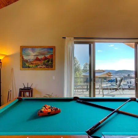 "Pagosa's - Hill Top House" Hot Tub/Pool Table/Decks/Fire Pit/ Pet Friendly
