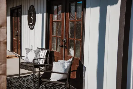 Ideal One-Bedroom Getaway on the Bourbon Trail