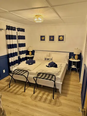 Steps from the beach!