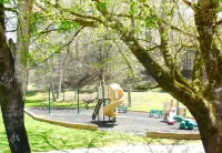 Cozy Mountain Retreat! Lake & Mountain Views, Pet friendly! Fiber internet!!