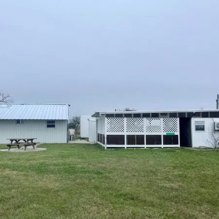 Fisherman’s getaway close to water.  Plenty of room for kayak and boat trailers.