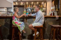 Le Palmiste Resort & Spa - bars